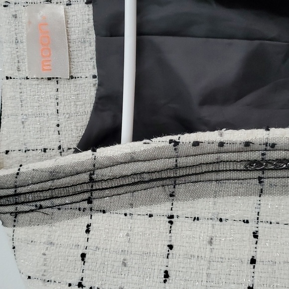 Moon white & black tweed blazer - Picture 2 of 3